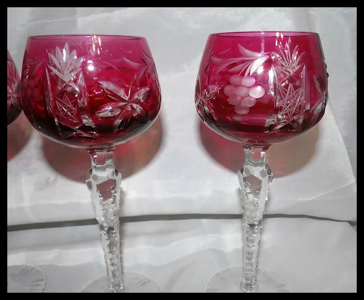 Set of 4 Vintage Bohemian Cranberry Crystal Cut-to-Clear Wine Goblets - 5