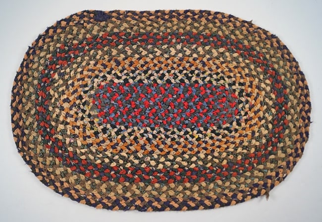 Antique Braided Table Mat Country Americana #14 - 2