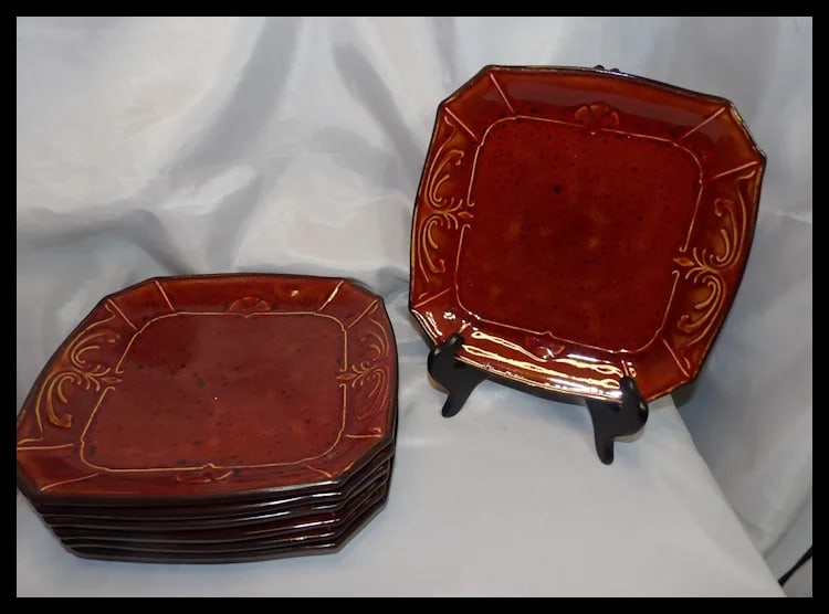 Reba Harmony Victorian Scroll 7 Red 10 1/2" Dinner Plates - 11