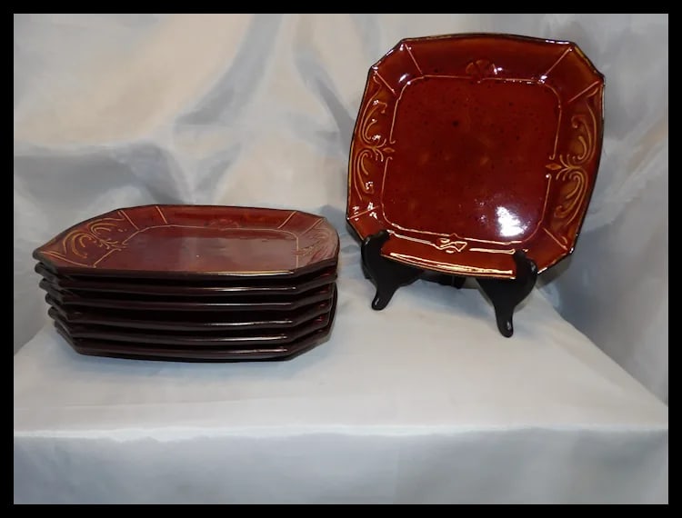 Reba Harmony Victorian Scroll 7 Red 10 1/2" Dinner Plates - 2