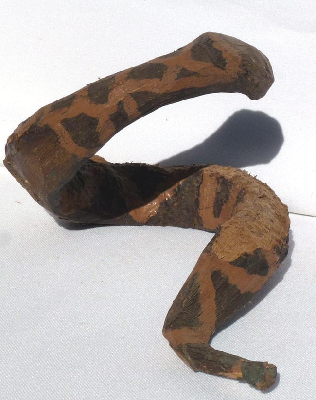 A carved and painted folk art snake - 3