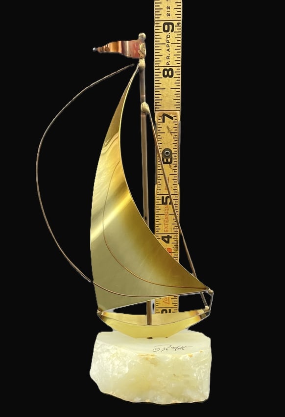 VINTAGE SIGNED DE MOTT BRASS SAILBOAT ON MARBLE - 8