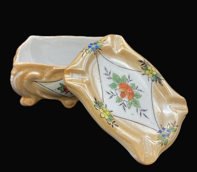Vintage Porcelain Cigarette Trinket Box Made In Japan Floral (1 of 8)