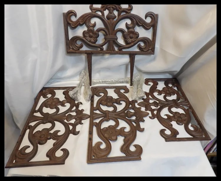 Cast Iron Garden Fence with Spikes by Relax Days - 2
