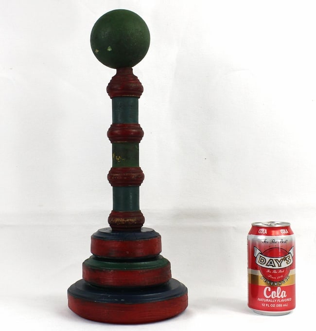 A painted unusual folky wood ring toss game - 7