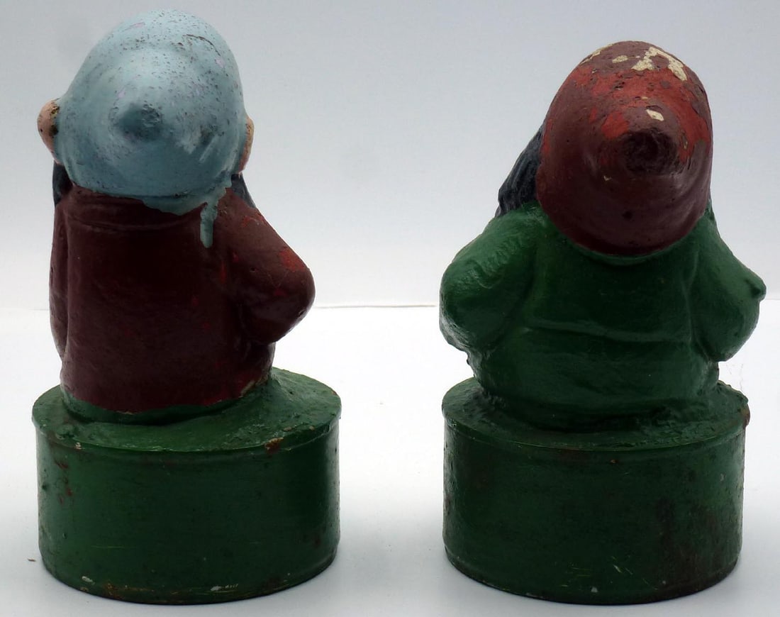 2 folky concrete garden gnomes - red and blue caps - 5