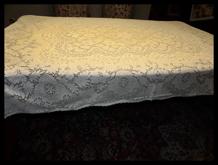 Lace Tablecloth Machine Made - 5