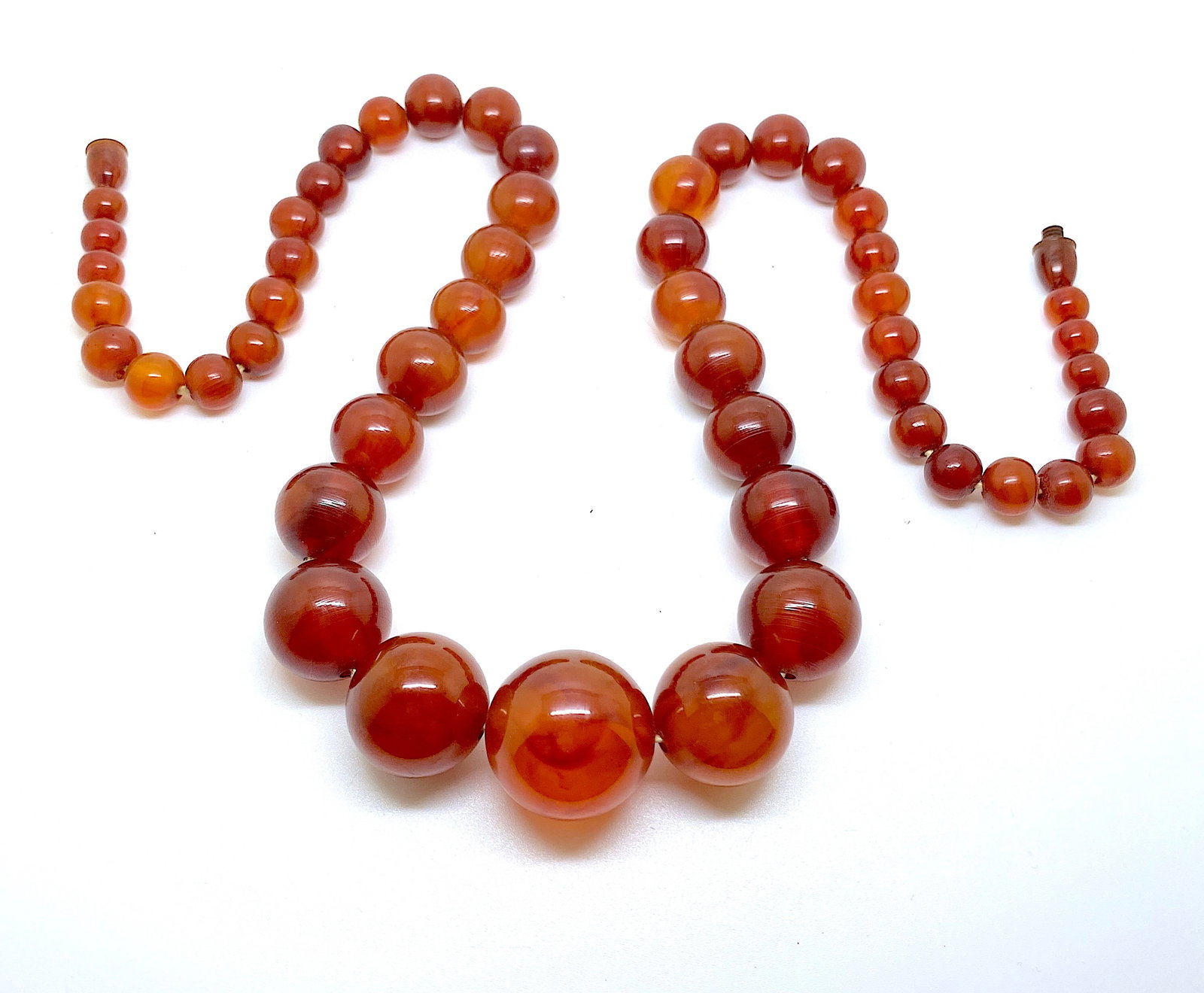 Antique Bakelite Necklace made from Round Bakelite beads - 3