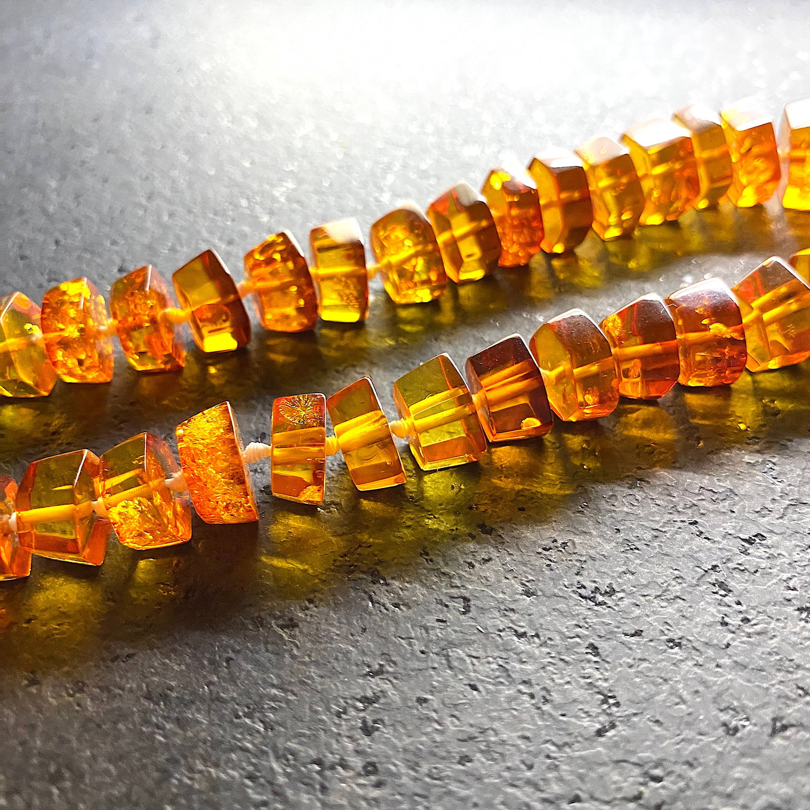 Staggering Vintage Amber Necklace made from Hand Carved Amber beads - 4