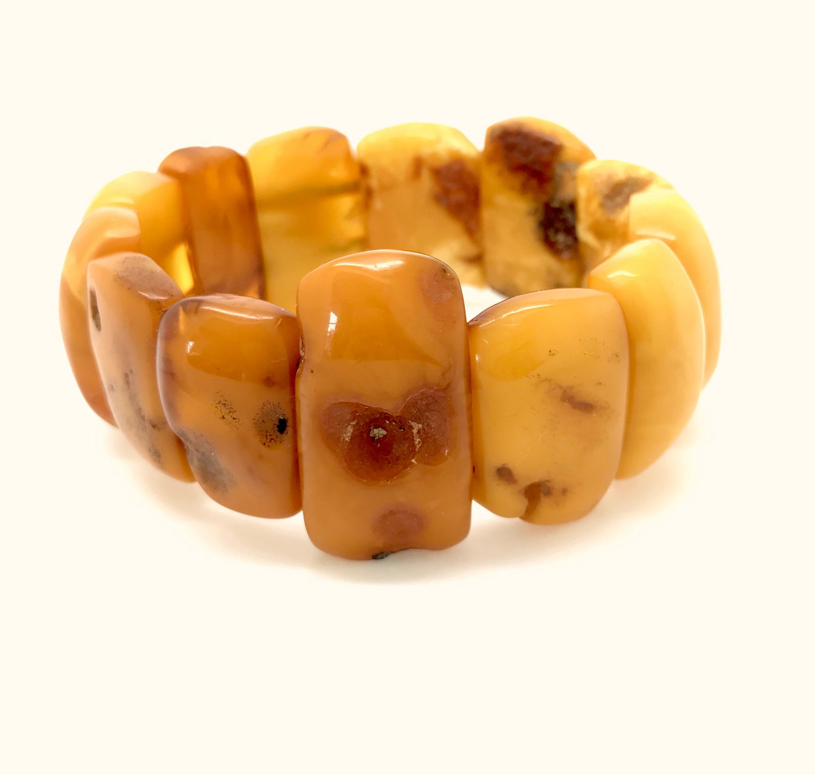 Impressive Unique Vintage Amber Bracelet made from Natural shaped Amber beads - 2