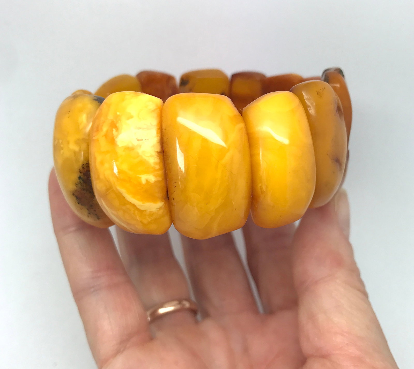 Impressive Unique Vintage Amber Bracelet made from Natural shaped Amber beads - 3