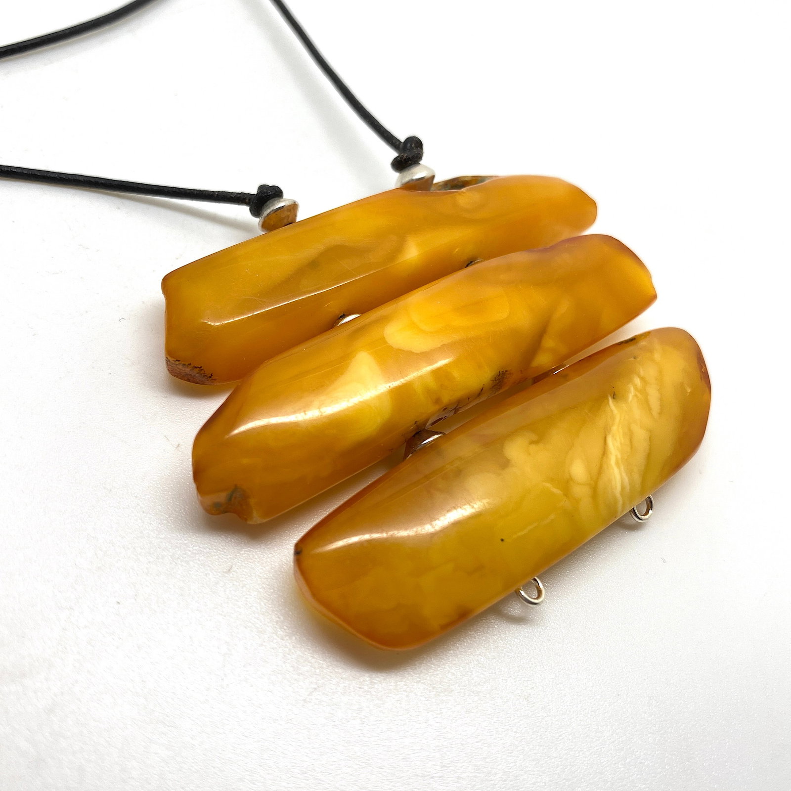 Marvellous Amber Pendant - 7