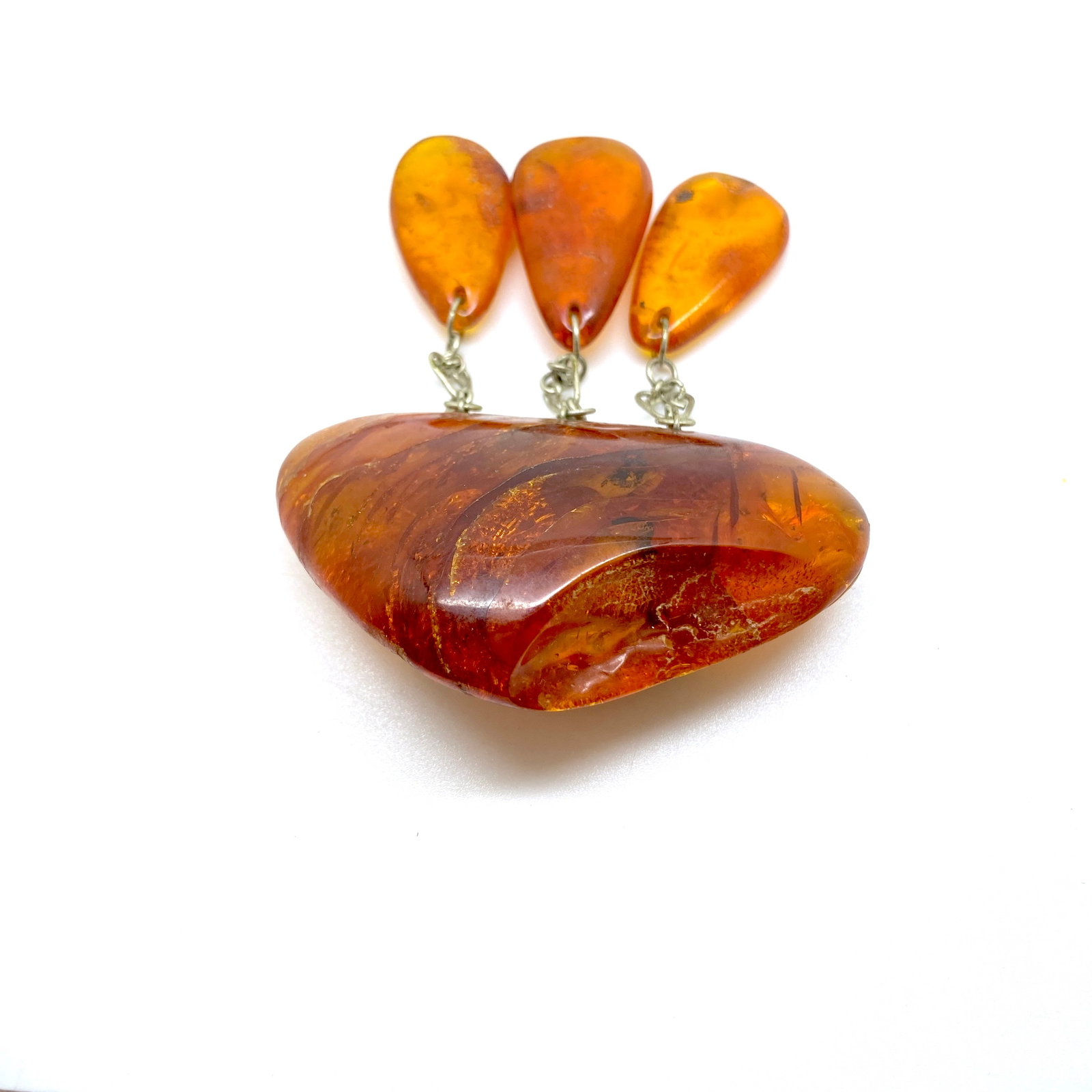 Outstanding Vintage Amber Brooch - 3
