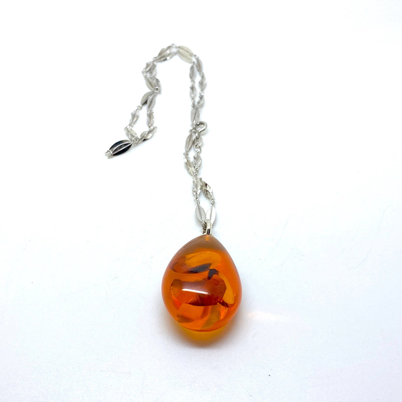 Stunning Amber Pendant with chain, shaped like a Drop - 6