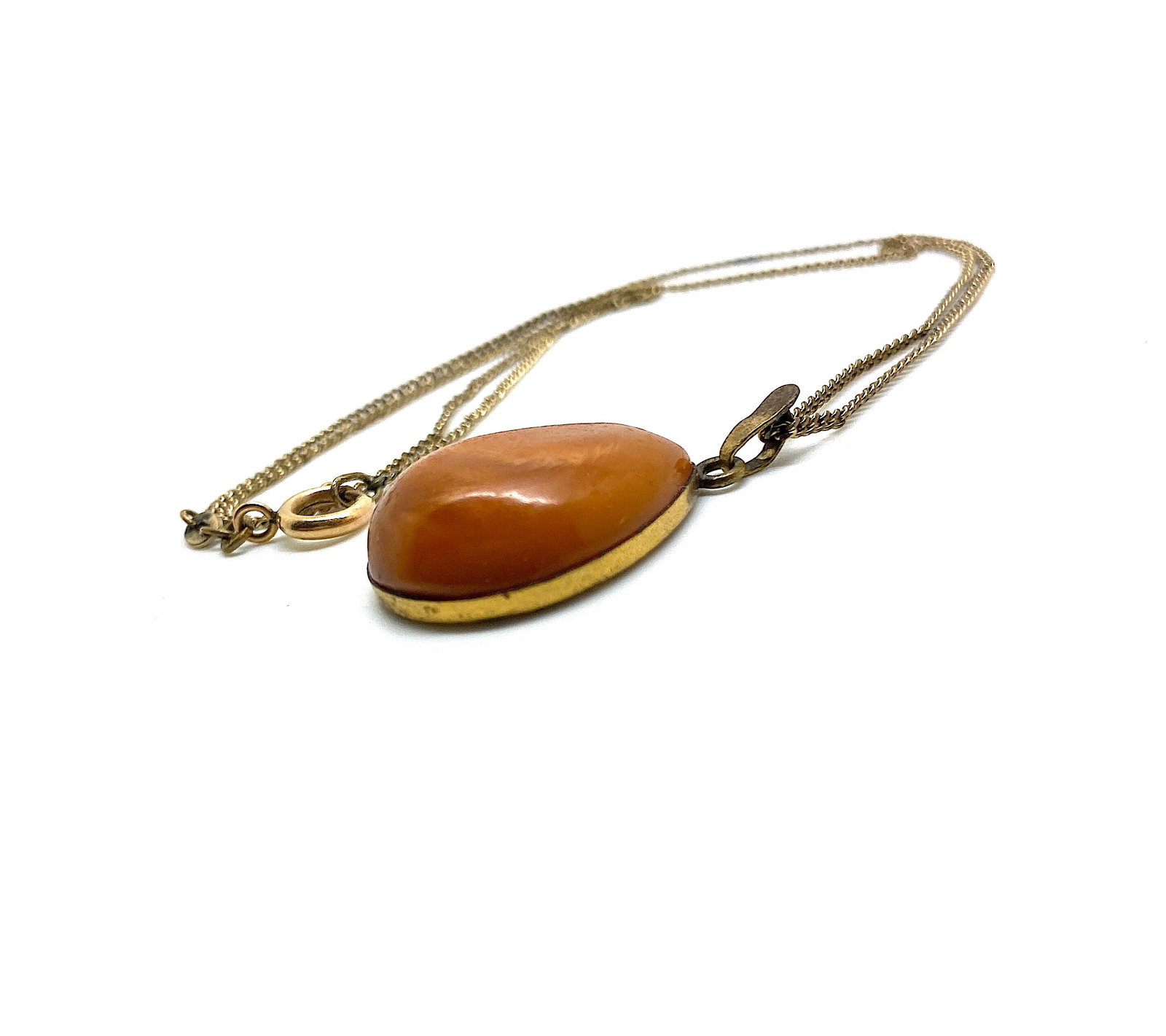 Staggering Vintage Amber Pendant with chain, shaped like a Drop - 7