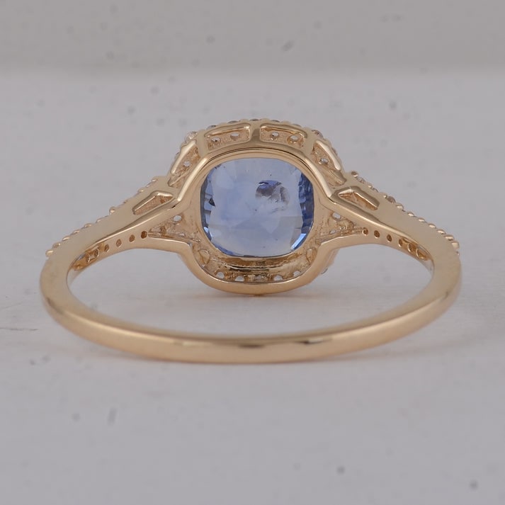 1.58 Ct Cushion Sapphire 9K Gold Ring - 4