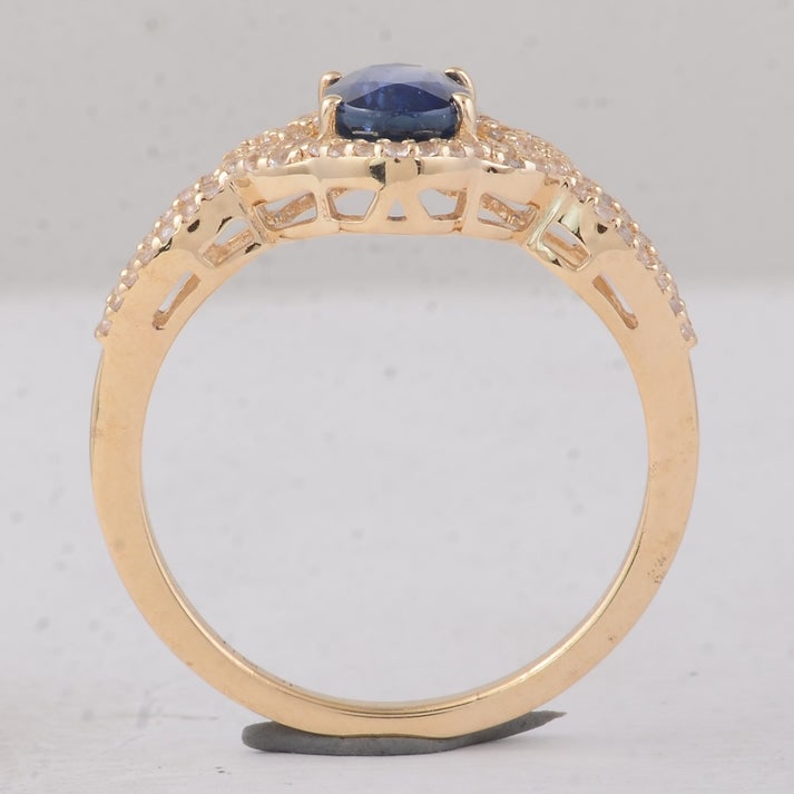 1.56 Ct Oval Sapphire 9K Gold Ring - 4