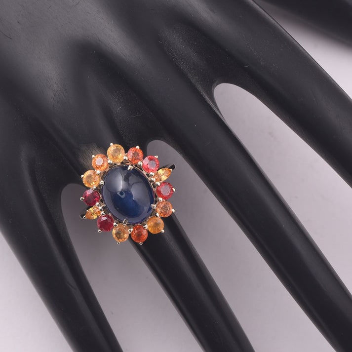 8.10 Ct Oval Sapphire 9K Gold Ring - 2