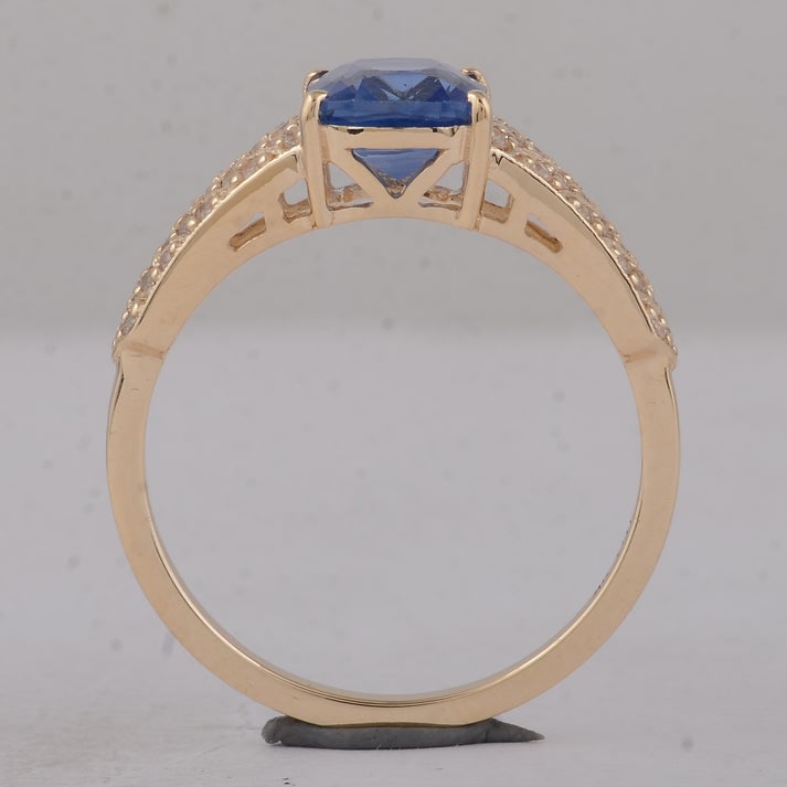 1.78 Ct Cushion Sapphire 9K Gold Ring - 4