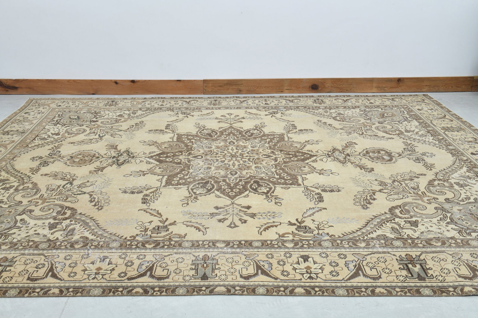 9'6x12'3 ft, LUXURY PERSIAN DeCOR - 8