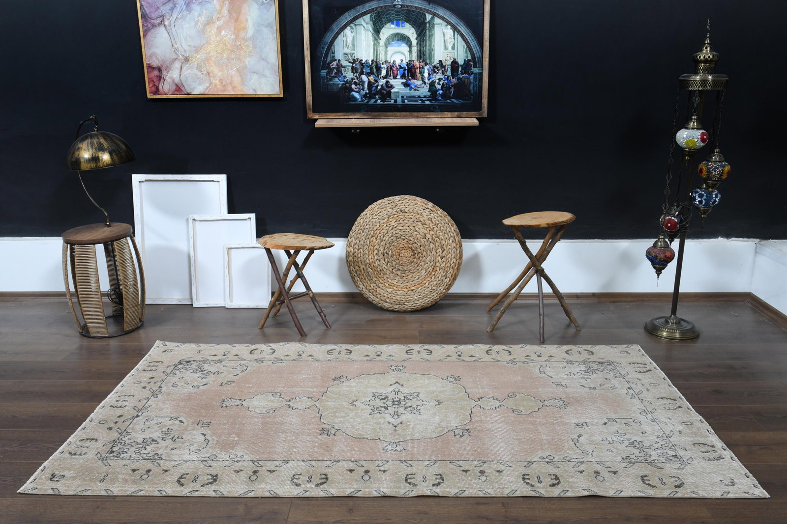9'8x13'6 ft, UNIQUE MOTIFS RUG - 9