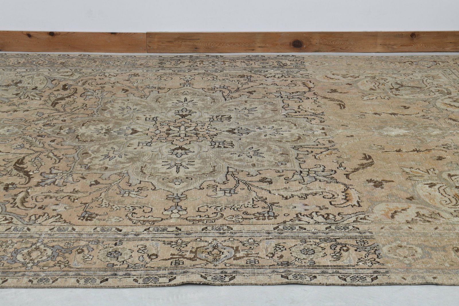 9'8x12'4 ft, LUXURY PERSIAN DeCOR - 3