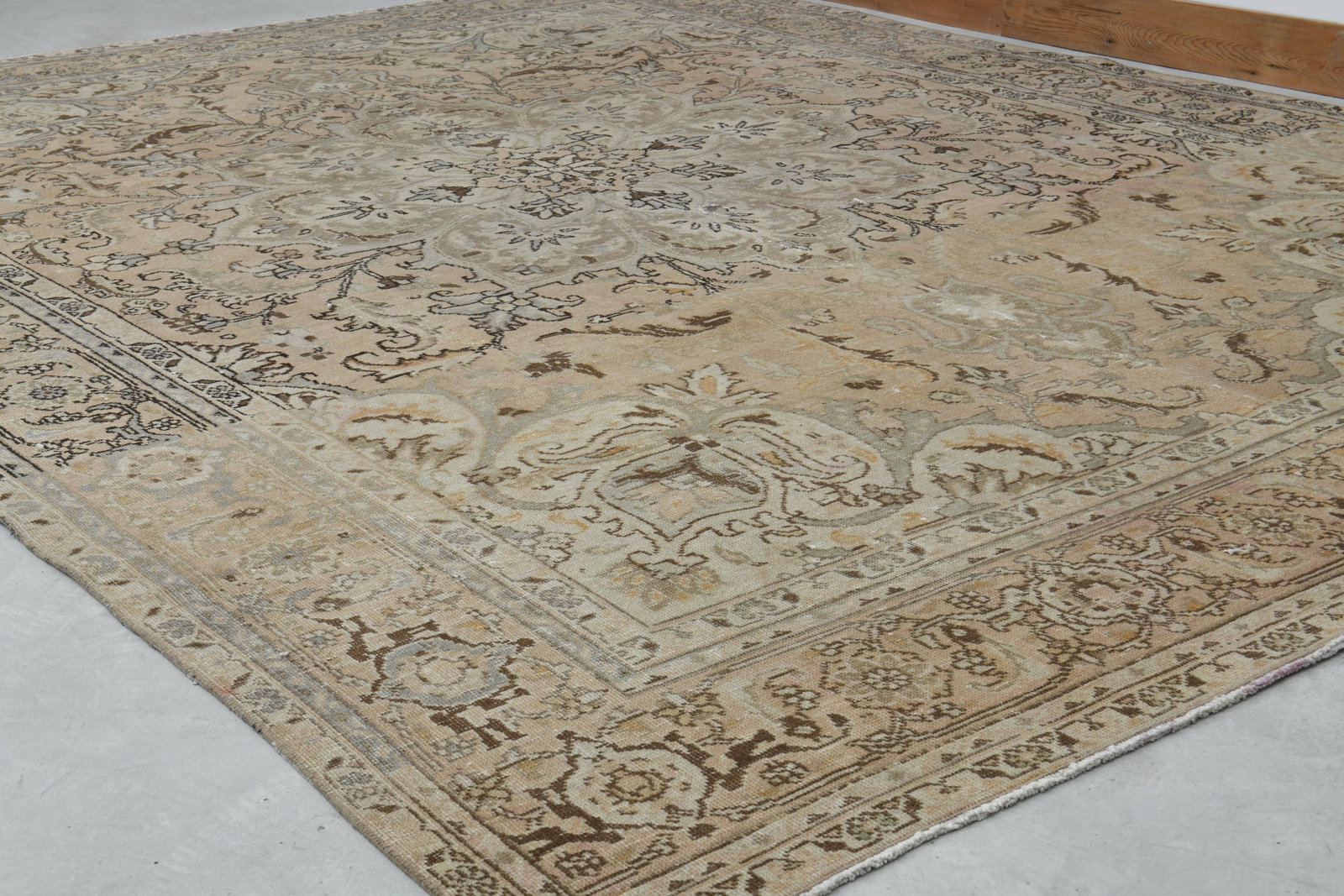 9'8x12'4 ft, LUXURY PERSIAN DeCOR - 4