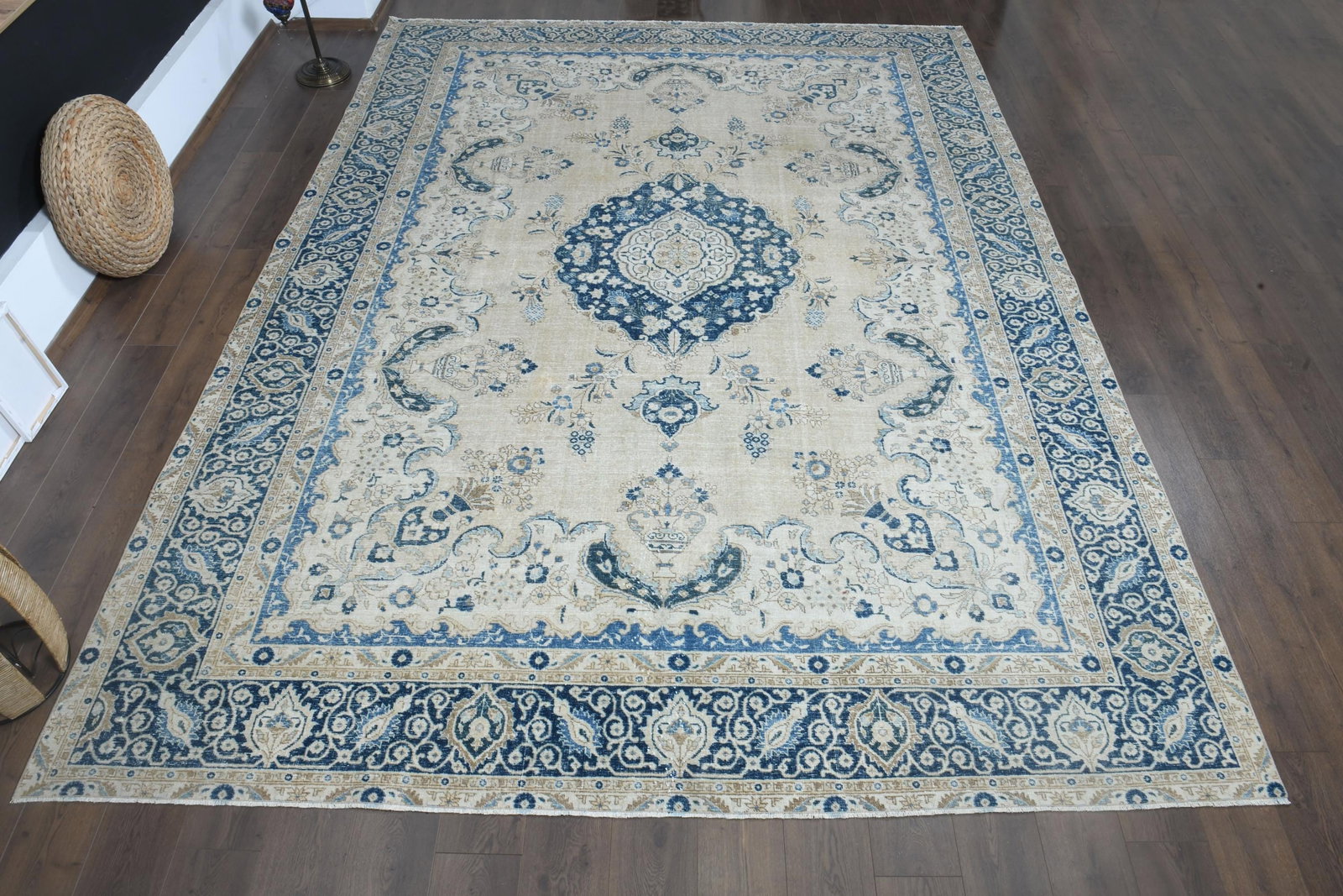10.7x11.4 ft, ORANGE VINTAGE RUG - 5