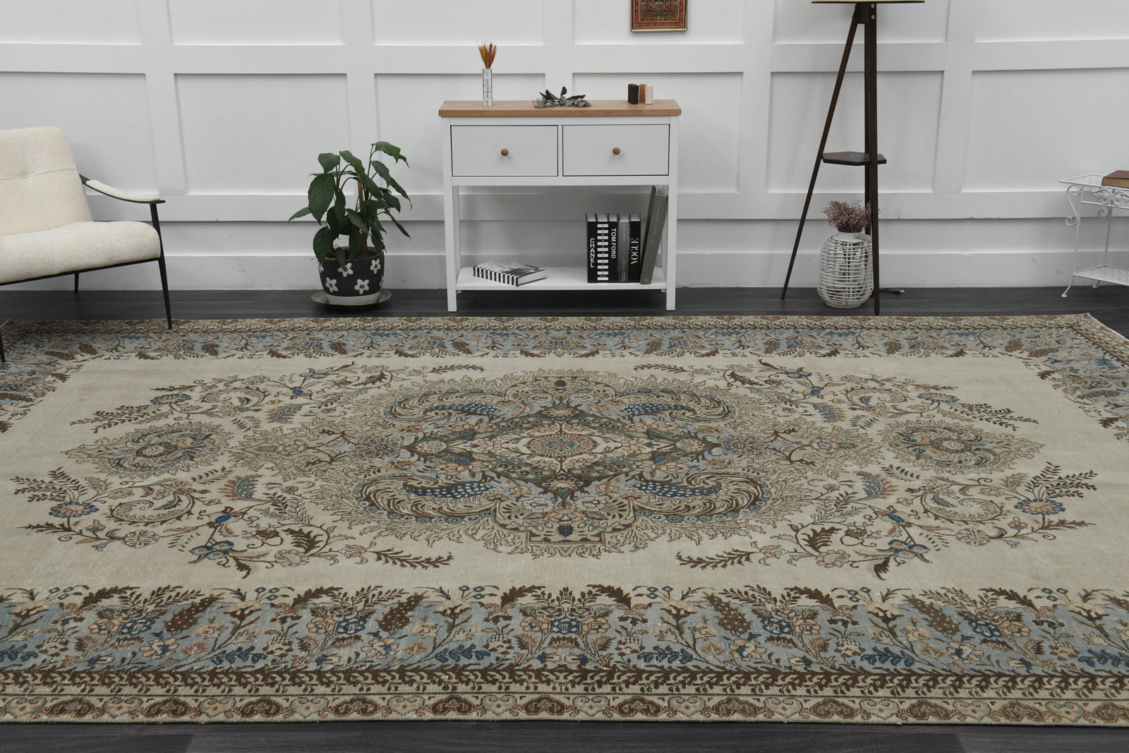 9.9x14.9 ft Oversized Floral Rug, - 5