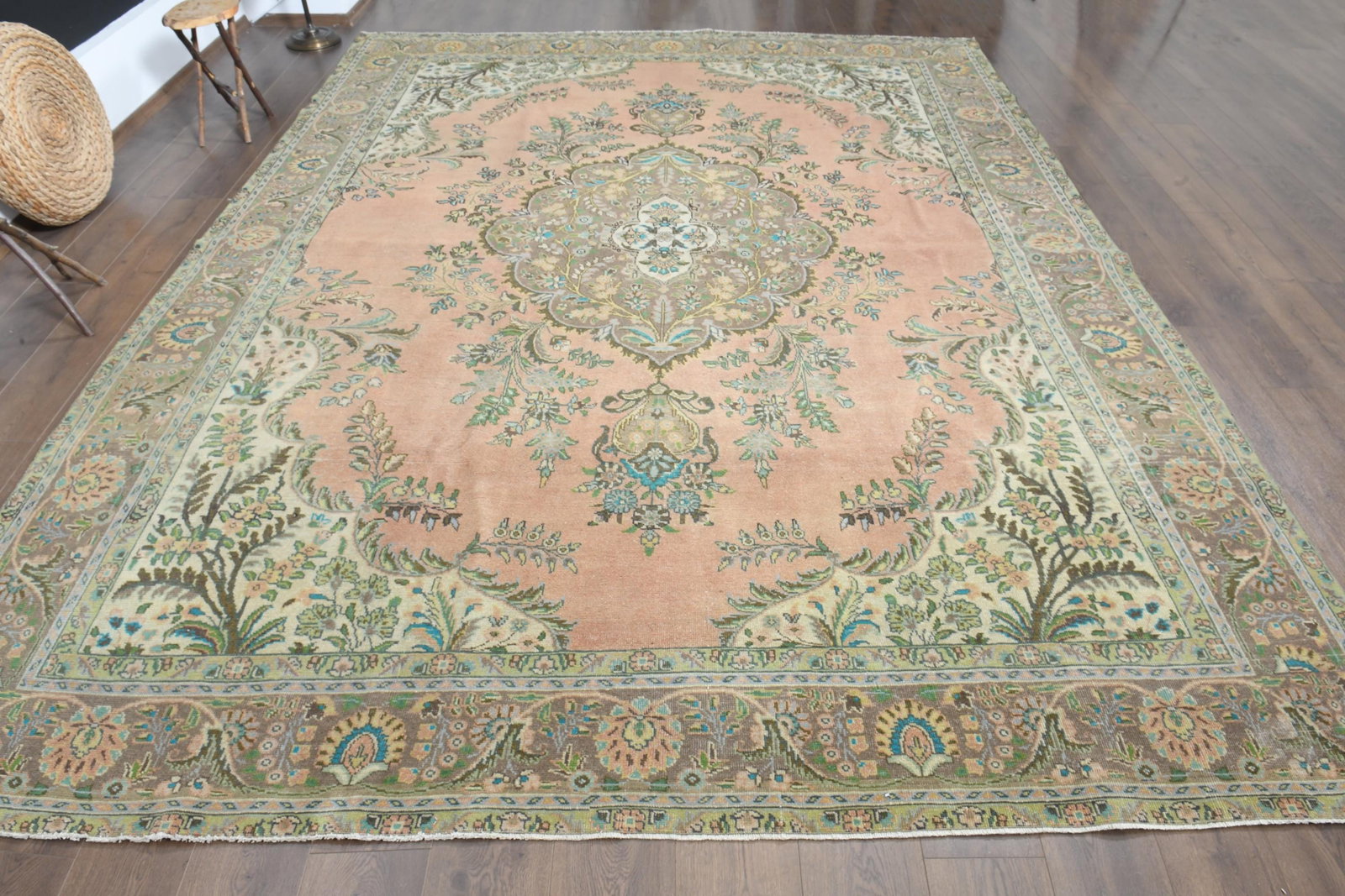 9.5x12.6 ft, OVERSIZED ORANGE BROWN: Title: 9.5x12.6 ft, OVERSIZED ORANGE BROWN Description: This Turkish one-of-a-kind Anatolian Vintage Rug is hand-knotted and handwoven by the most skilled artisans who use pure wool, in muted,