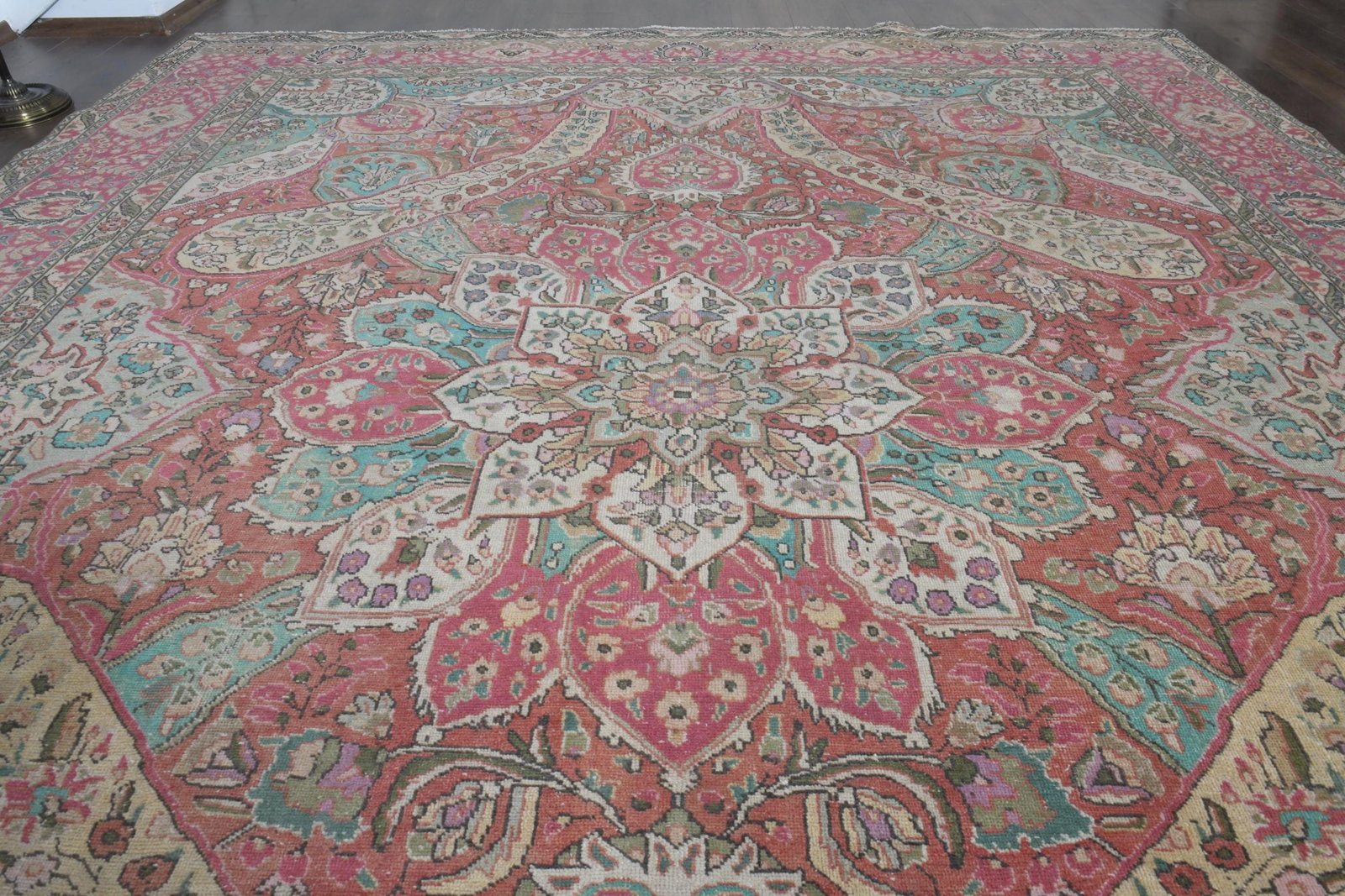 10'1x12'4 ft, PINK MINIMALIST RUG - 7