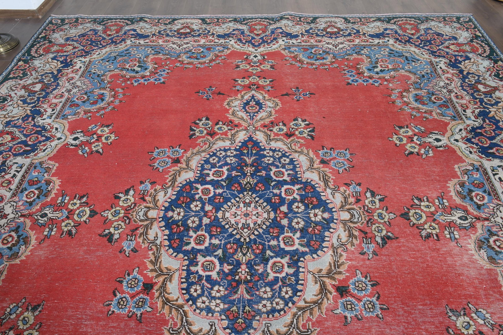 9'7x12'6 ft, RED MINIMALIST RUG - 7