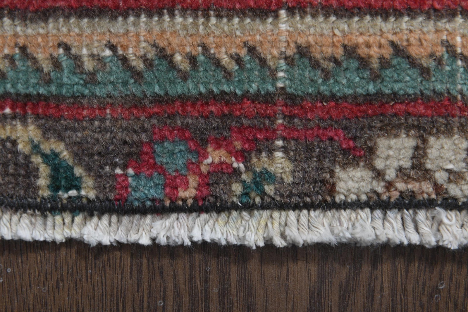 9'2x11'5 ft, RED MINIMALIST RUG - 4