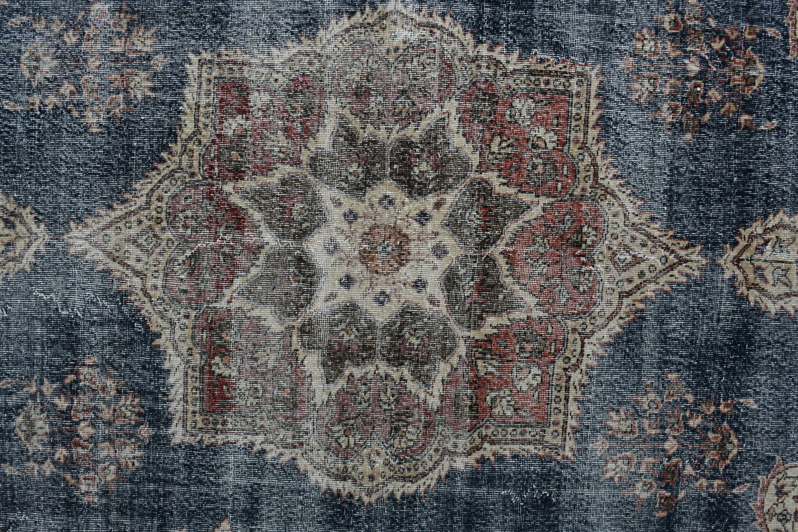 7'9x11'5 ft, PINK BLUE RUG. Vintage - 6