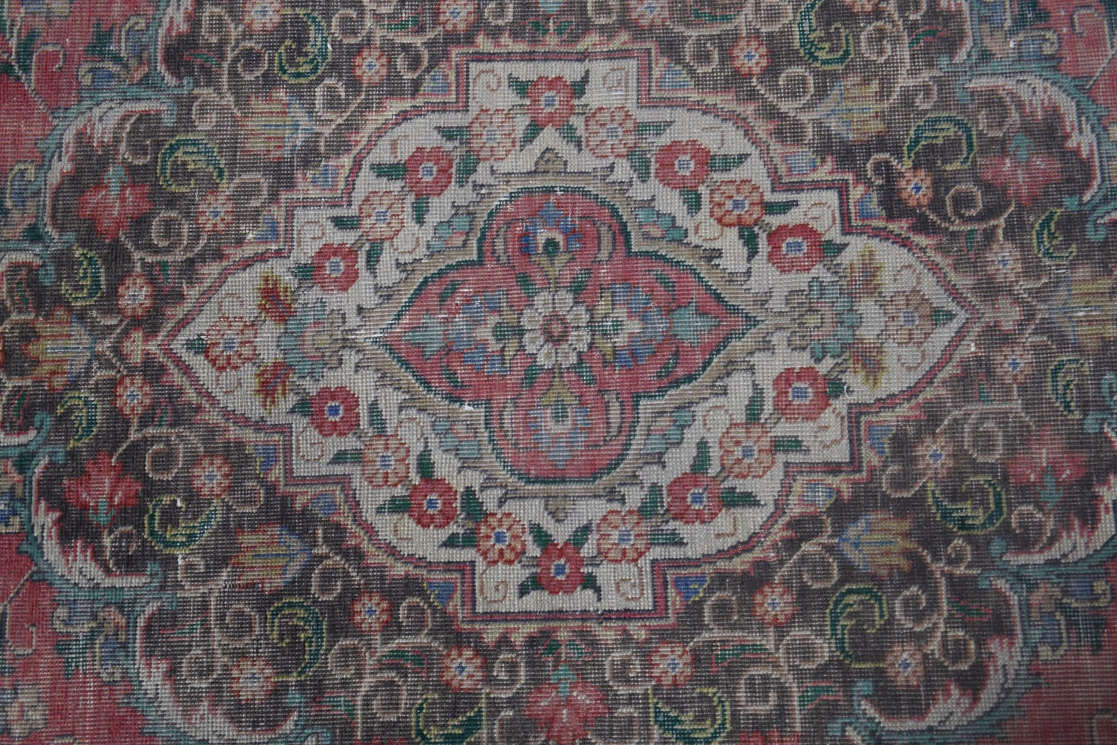 9'2x12'2 ft, OVERSIZED PERSIAN RUG - 3