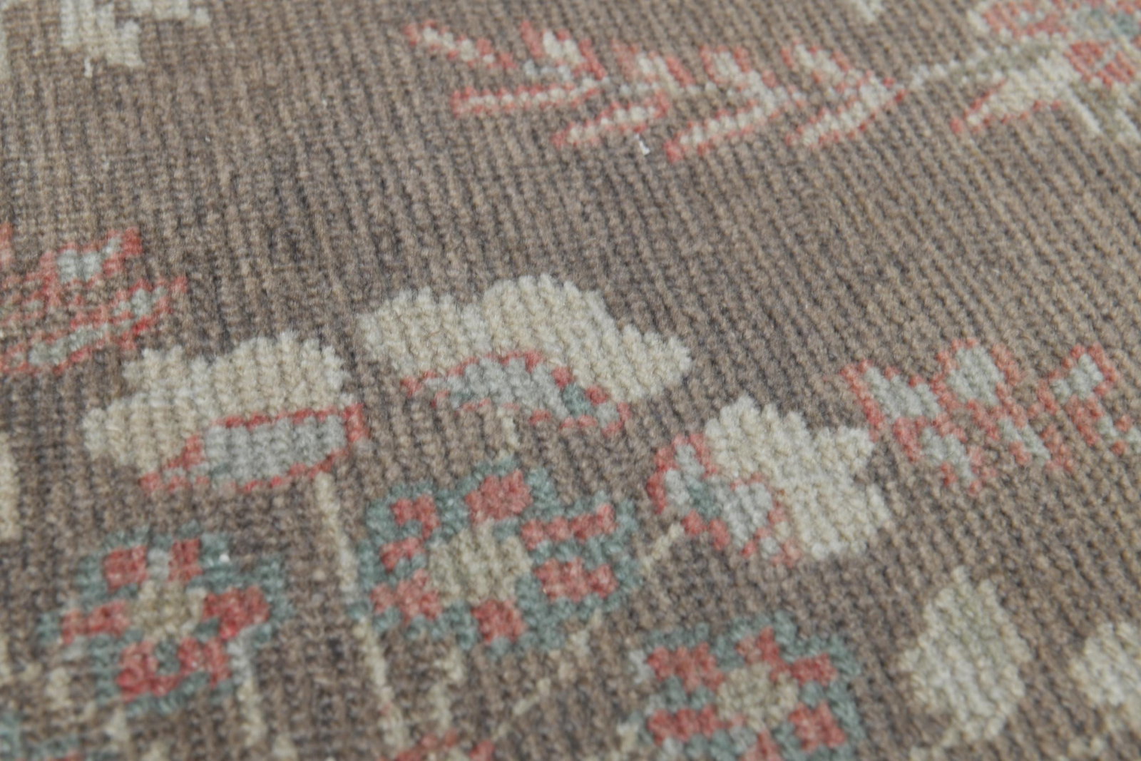 9.6x12.5 ft, BROWN OVERSIZED RUG - 3
