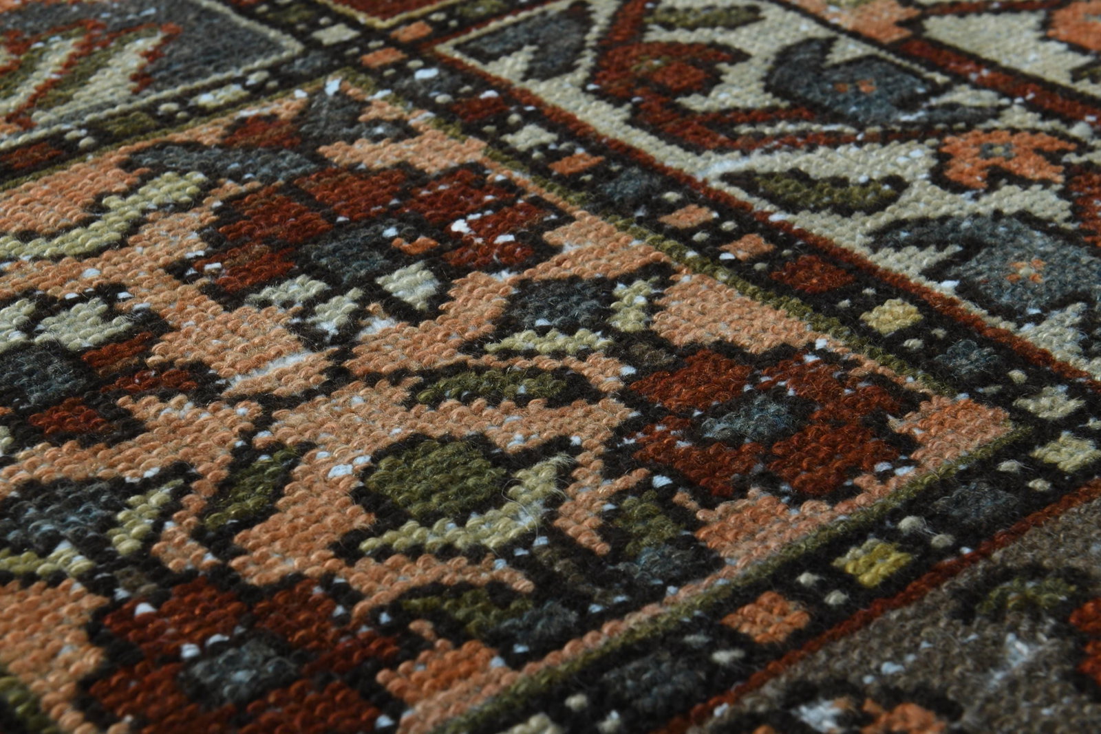 8.7x11.4 ft, PERSIAN MINIMALIST RUG - 7