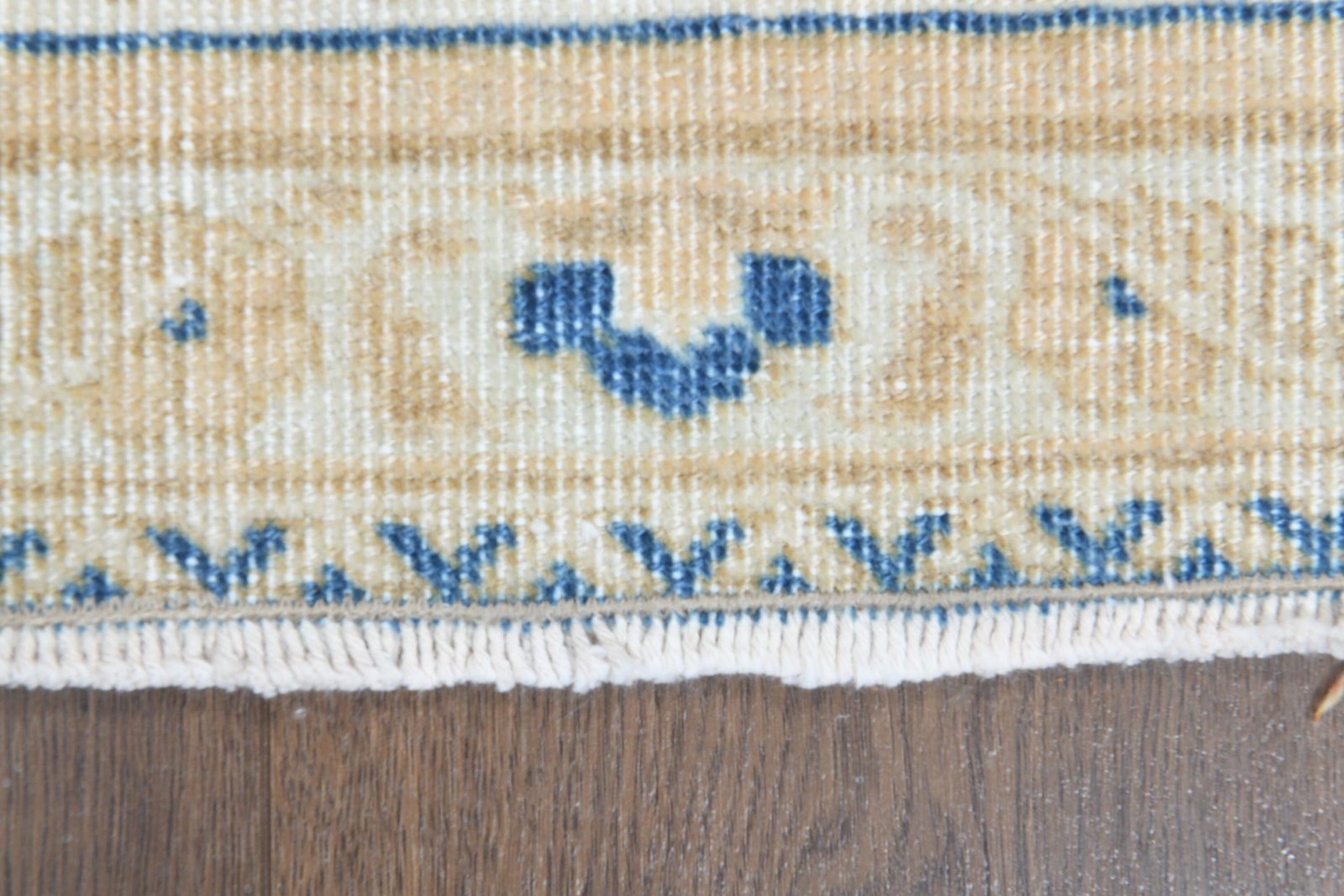 9'5x10'9 ft, BRIGHT LUXURY RUG - 2