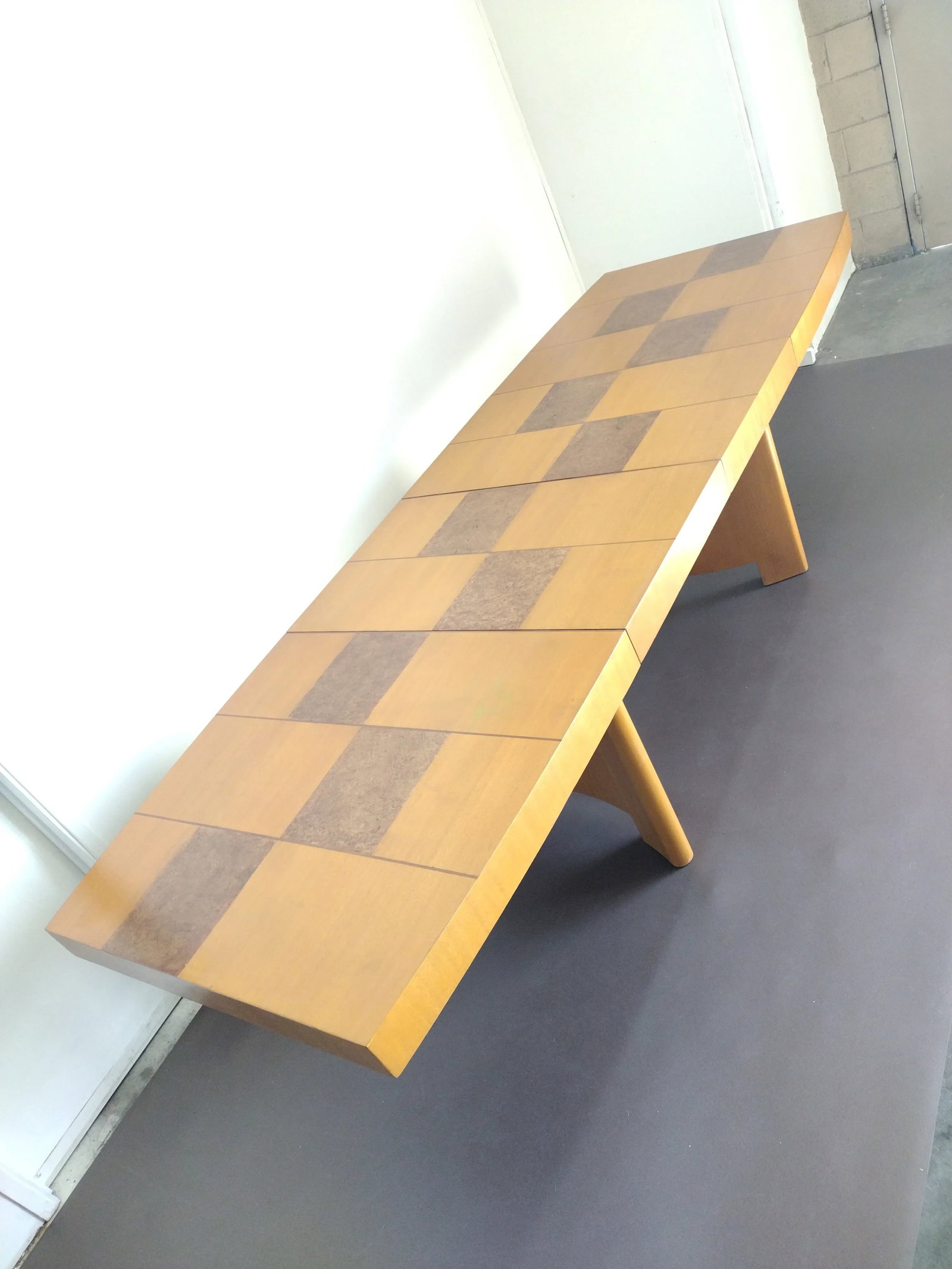 Sculptural Mid-Century Blonde Mahogany Dining Table by Herman Miller With Burlwood Patchwork Top & L - 16
