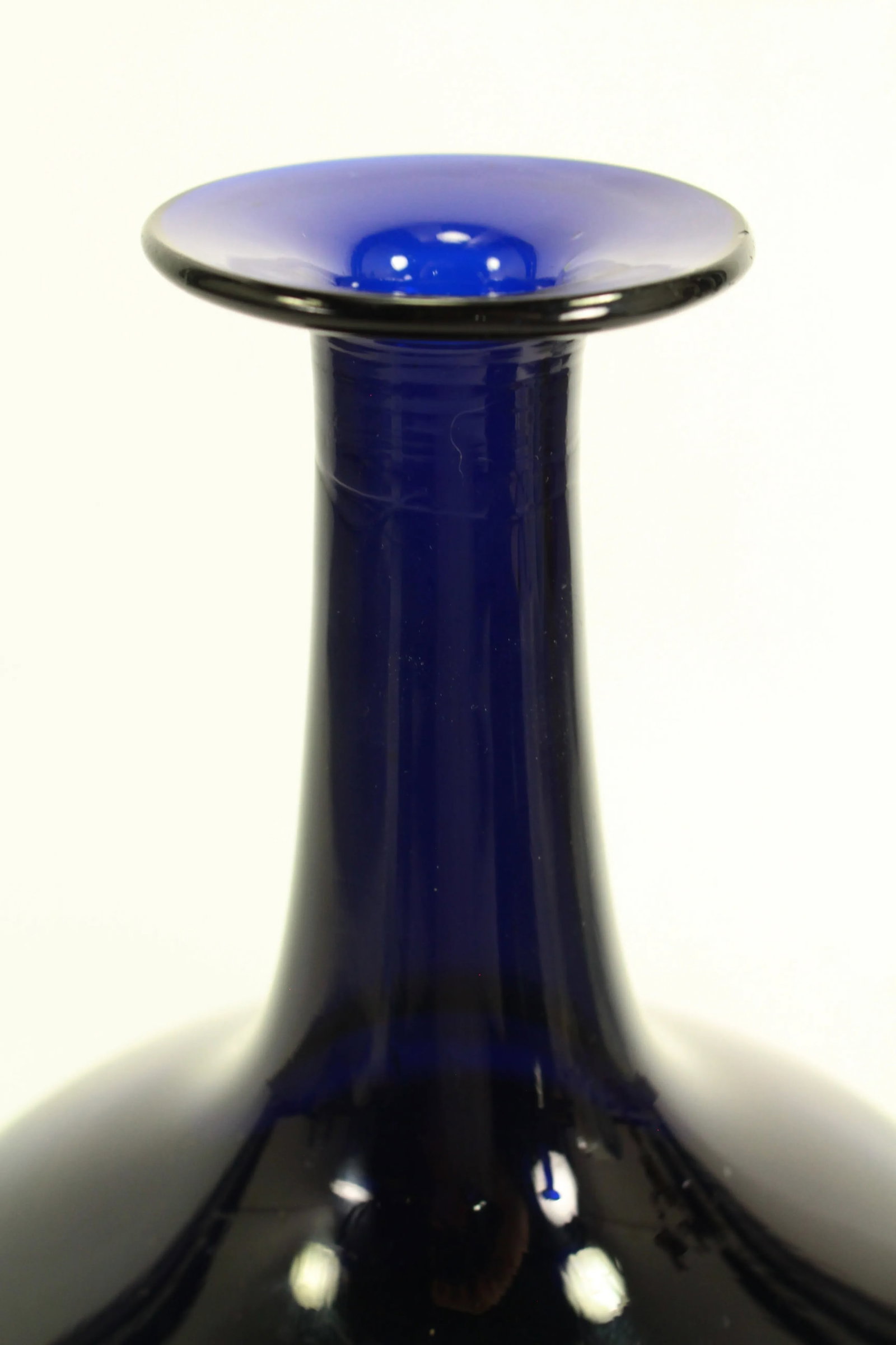 Pair of Early 1800's Bristol Cobalt Blue Hand Blown Glass Mell Decanters, Scottish - 12