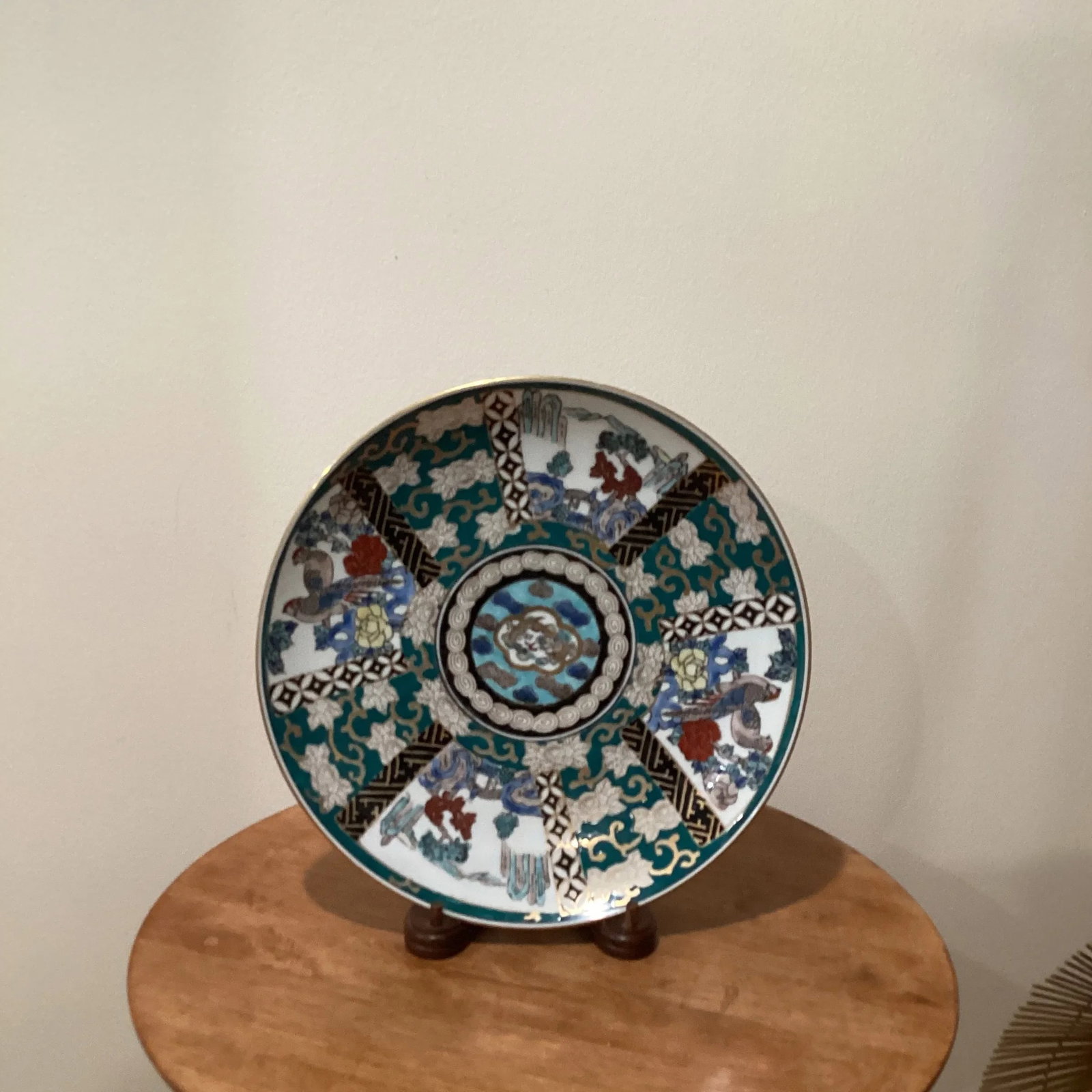 Early 20th Century Antique Handmade & Hand-Painted Japanese Green Imari Charger Plate Charger - 11