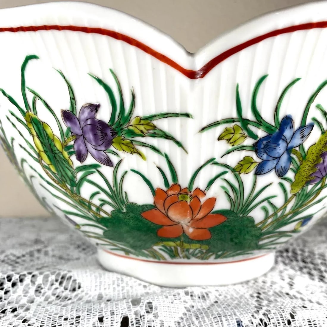 Vintage Yang Cheng Orange, Purple, Blue Lotus Porcelain Scalloped Lotus Sharped Bowl - 6