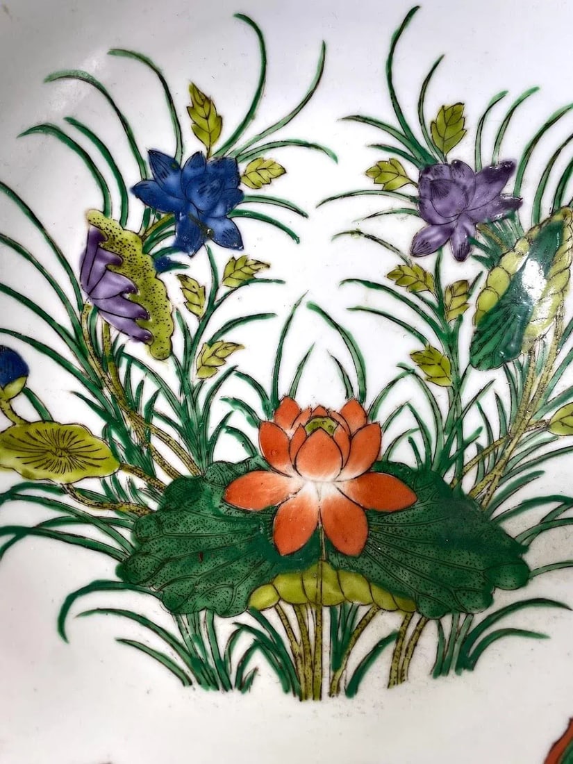 Vintage Yang Cheng Orange, Purple, Blue Lotus Porcelain Scalloped Lotus Sharped Bowl - 7