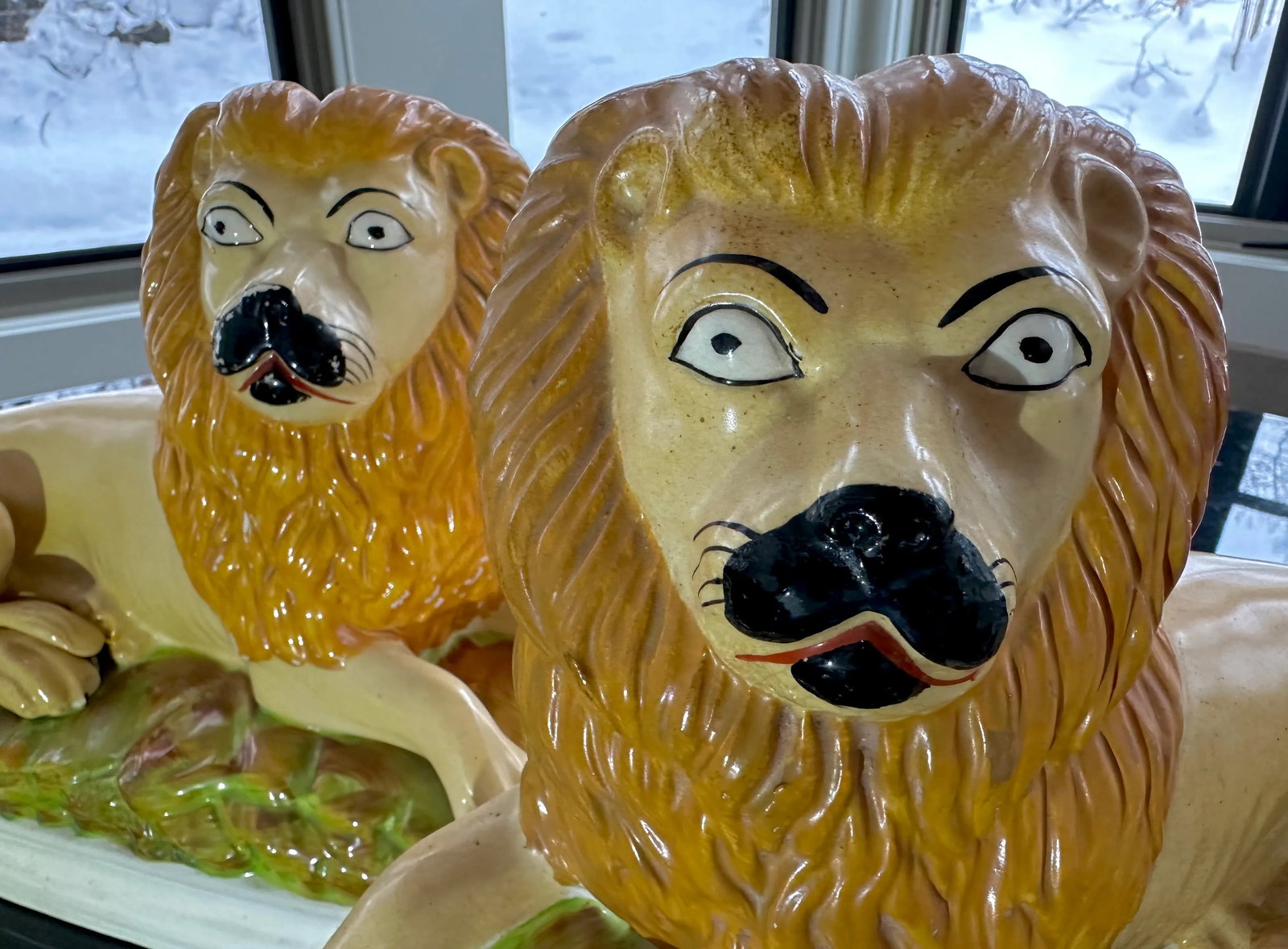 Pair of 19th Century Staffordshire Lions From England - 3