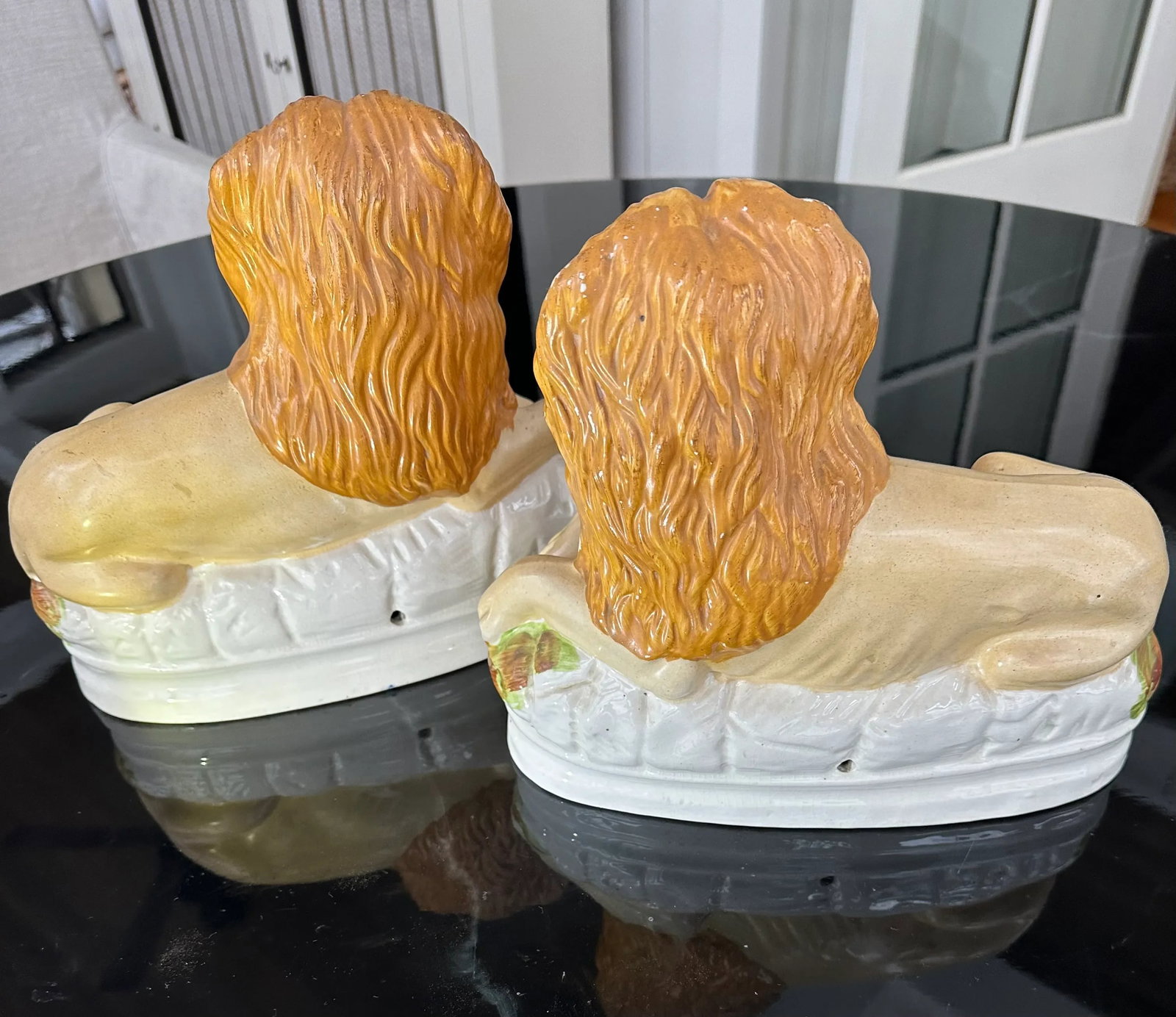 Pair of 19th Century Staffordshire Lions From England - 4