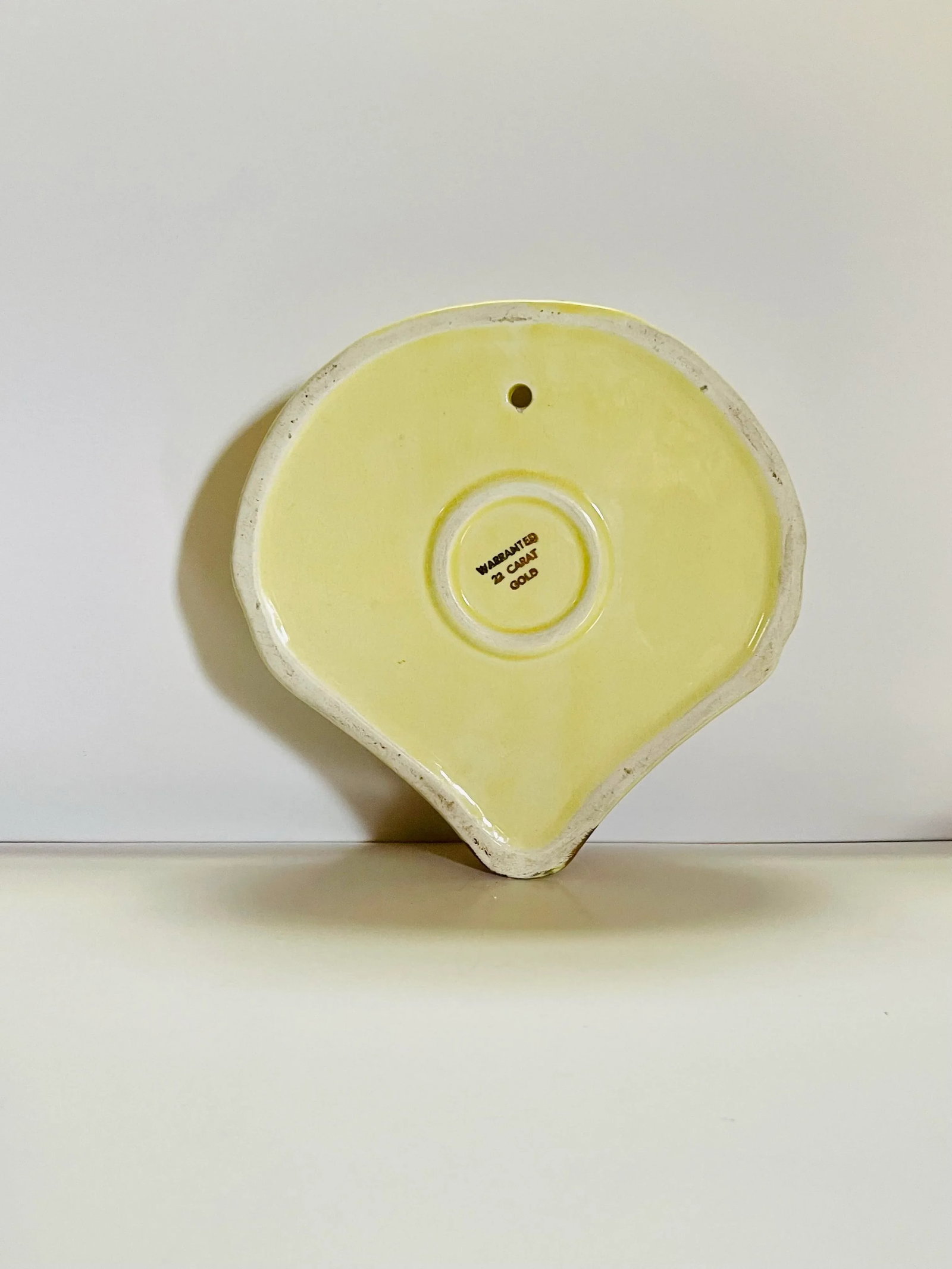 Vintage Yellow & Gold Seashell Hanging Vase - 3