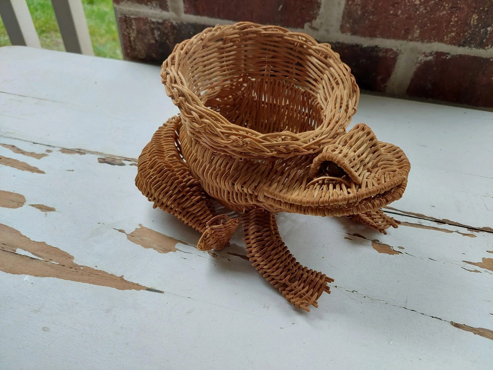Mid 20th Century Wicker Frog Basket After Mario Lopez Torres - 2