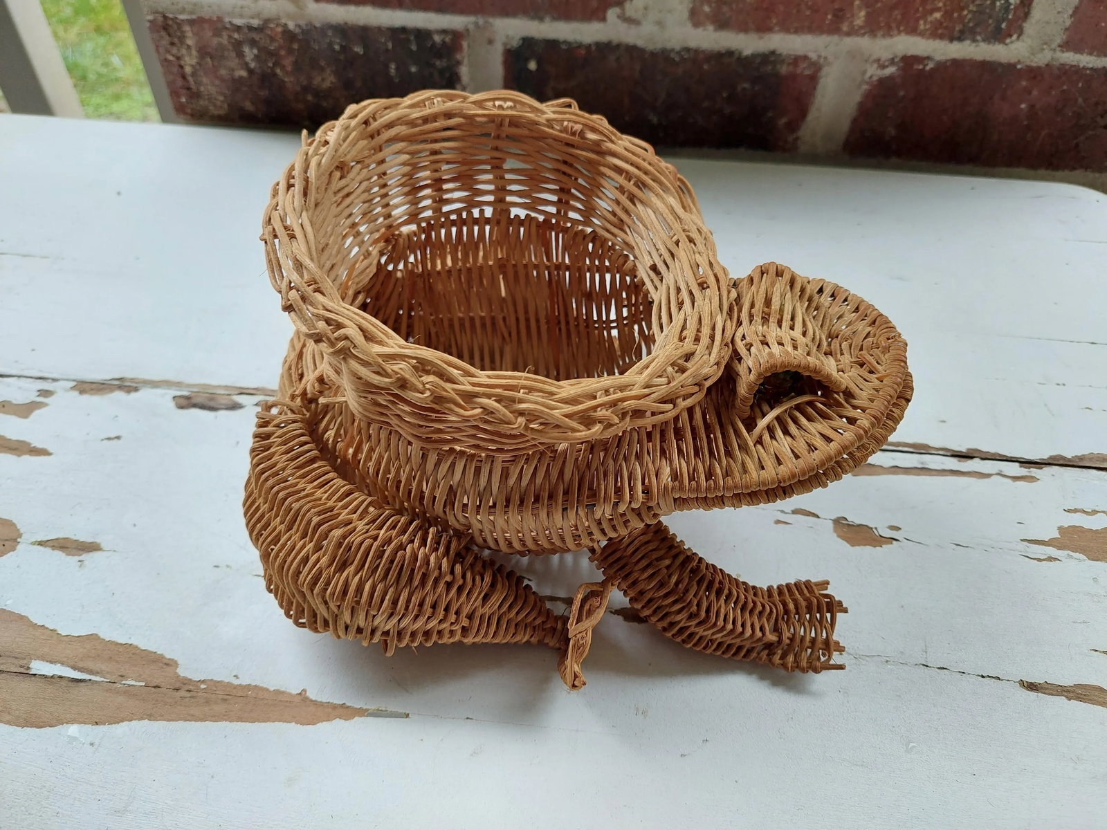 Mid 20th Century Wicker Frog Basket After Mario Lopez Torres - 4