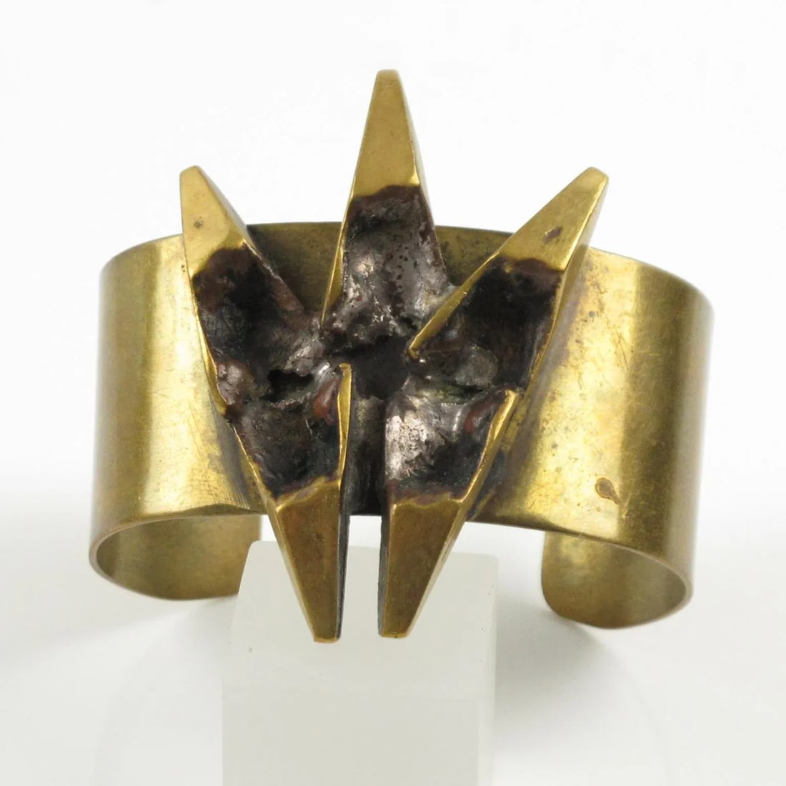 French Sculptor Henri Nogaret 1960s Brutalist Bronze Cuff Bracelet - 9