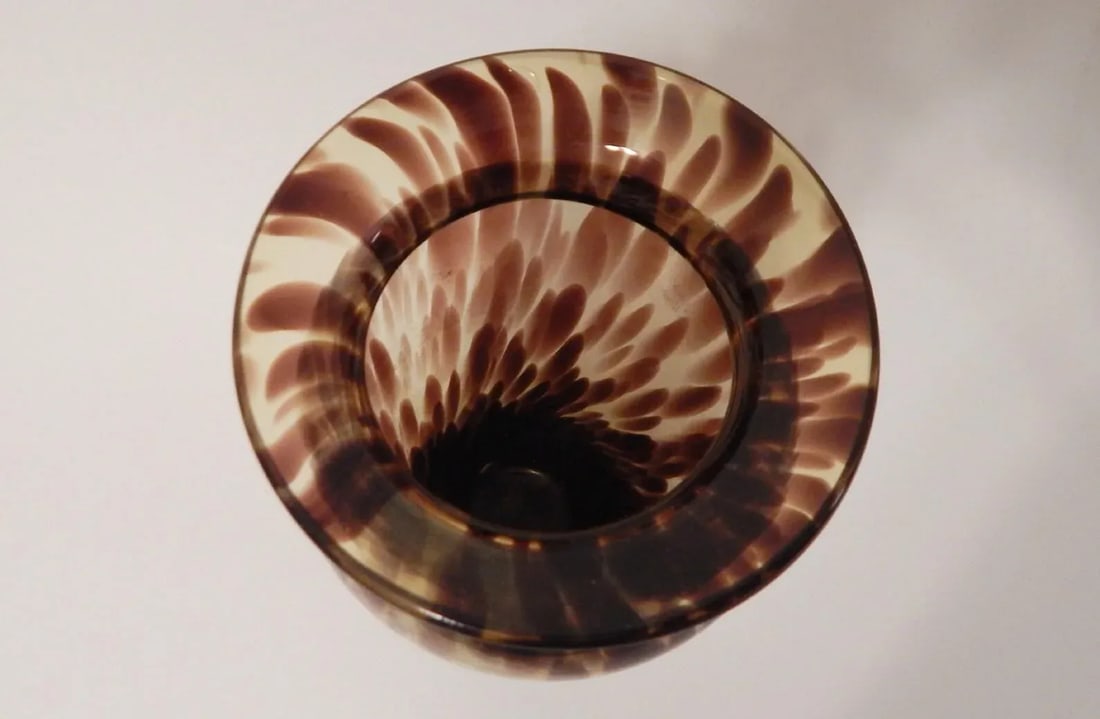 1960s Vintage Tortoise Shell Print Glass Vase - 3
